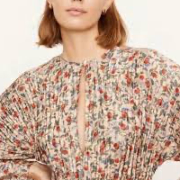 Vince Tops - Vince silk shirt